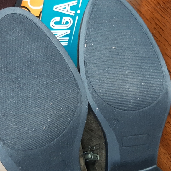 Boot Bundle - Picture 4 of 13